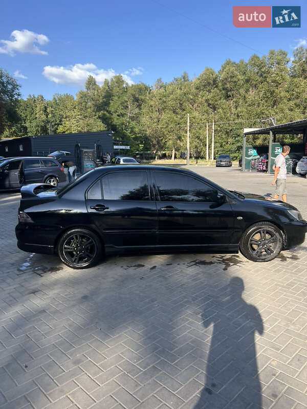 Седан Mitsubishi Lancer 2006 в Запорожье