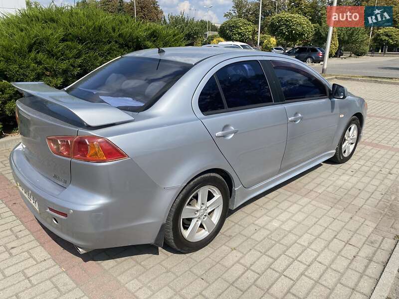 Седан Mitsubishi Lancer 2008 в Ужгороді
