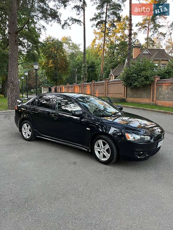 Седан Mitsubishi Lancer 2007 в Чернигове