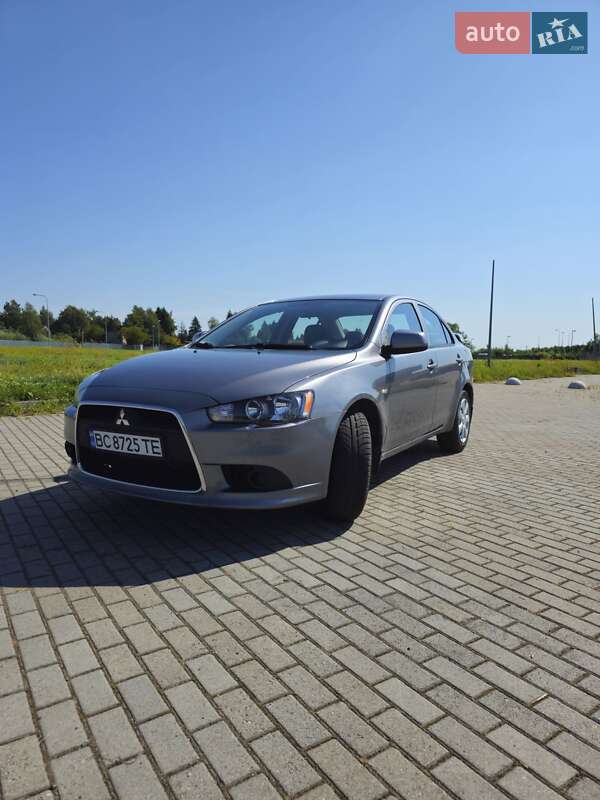 Седан Mitsubishi Lancer 2013 в Львове фото 25 Седан Mitsubishi Lancer 2013 в Львове