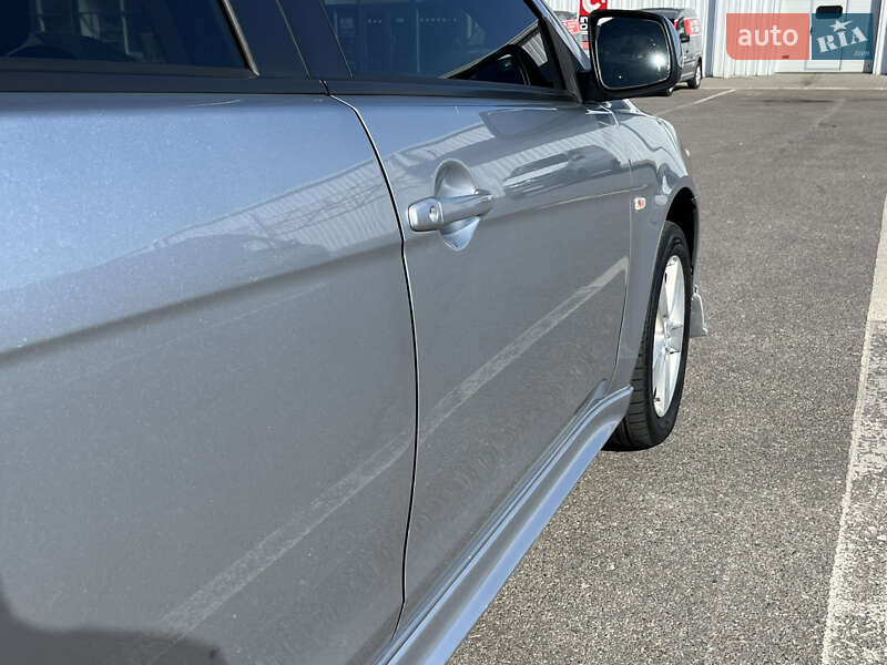 Седан Mitsubishi Lancer 2008 в Черкасах