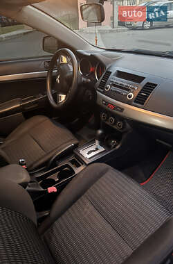 Седан Mitsubishi Lancer 2012 в 
