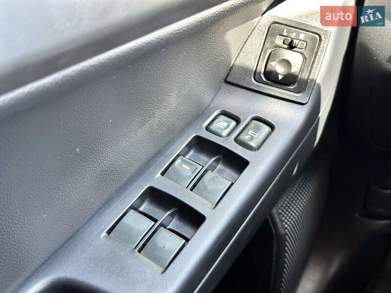 Седан Mitsubishi Lancer 2012 в Харкові