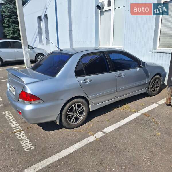 Седан Mitsubishi Lancer 2008 в Днепре