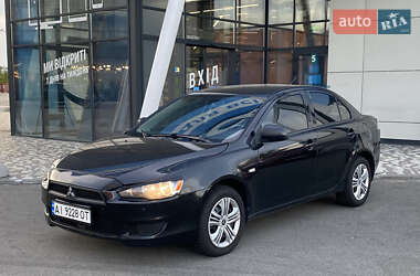 Седан Mitsubishi Lancer 2010 в Киеве