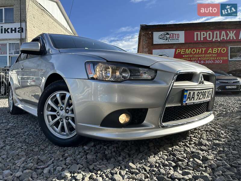 Mitsubishi Lancer 2012