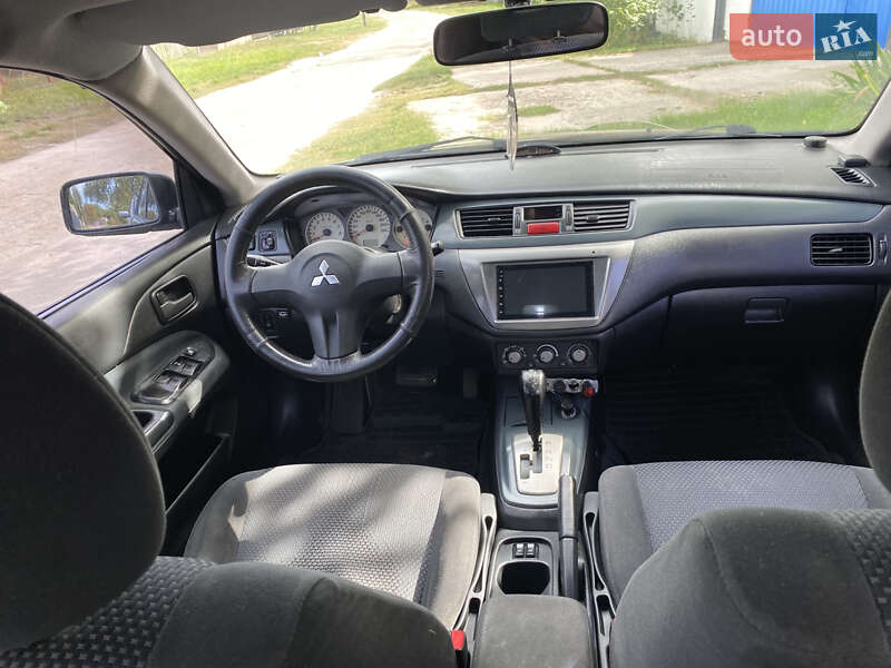 Седан Mitsubishi Lancer 2006 в Барышевке