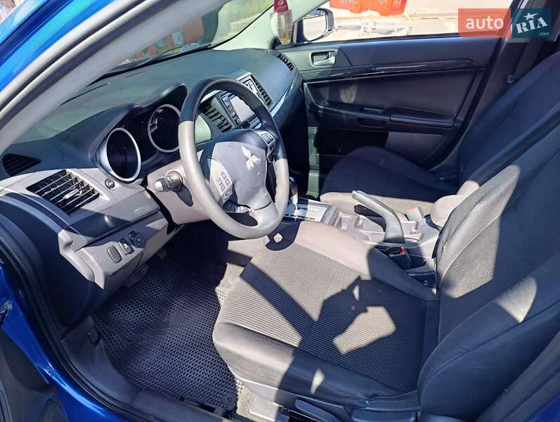 Седан Mitsubishi Lancer 2016 в Києві фото 15 Седан Mitsubishi Lancer 2016 в Києві