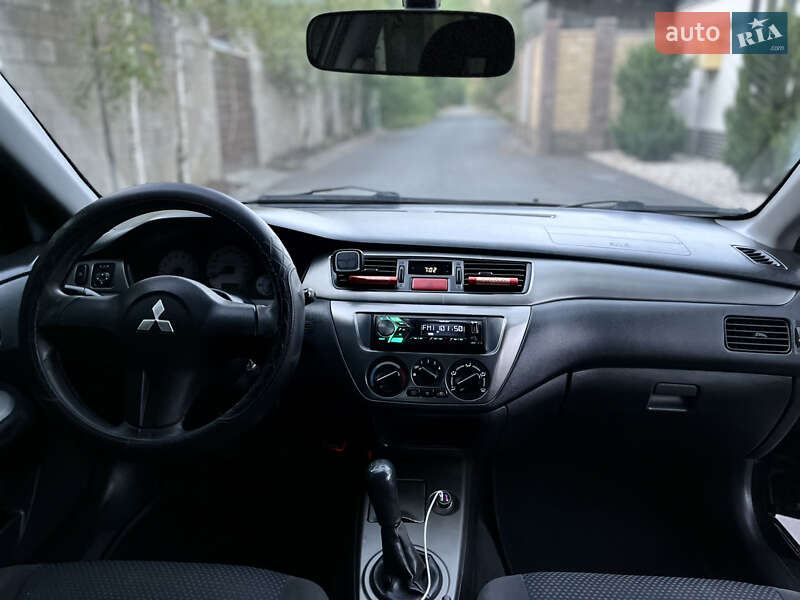 Седан Mitsubishi Lancer 2007 в Днепре