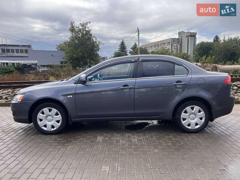 Седан Mitsubishi Lancer 2008 в Ивано-Франковске