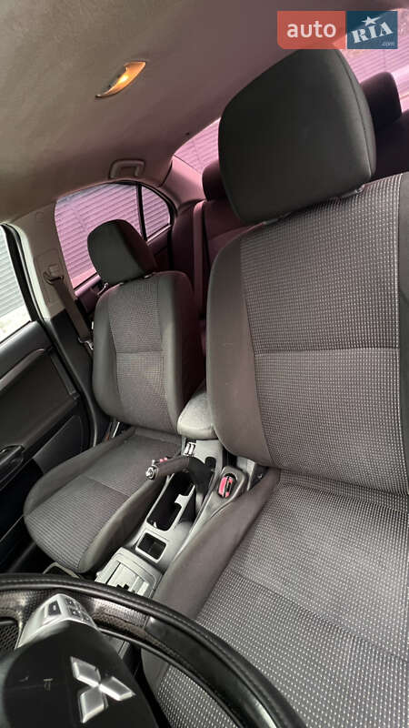 Седан Mitsubishi Lancer 2007 в Николаеве