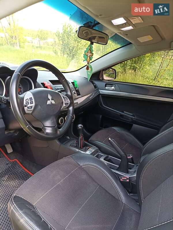 Седан Mitsubishi Lancer 2008 в Бершади
