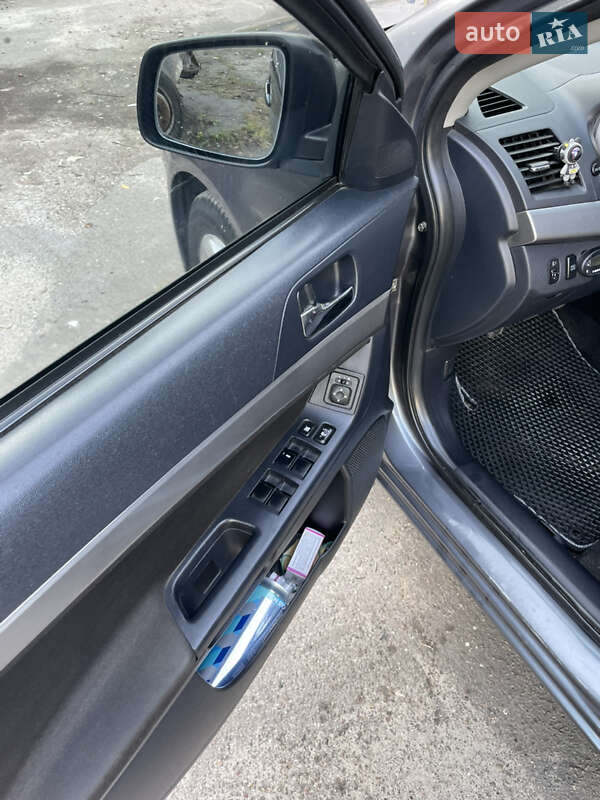 Хэтчбек Mitsubishi Lancer 2009 в Львове фото 9 Хэтчбек Mitsubishi Lancer 2009 в Львове