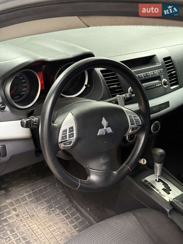 Седан Mitsubishi Lancer 2007 в Запорожье
