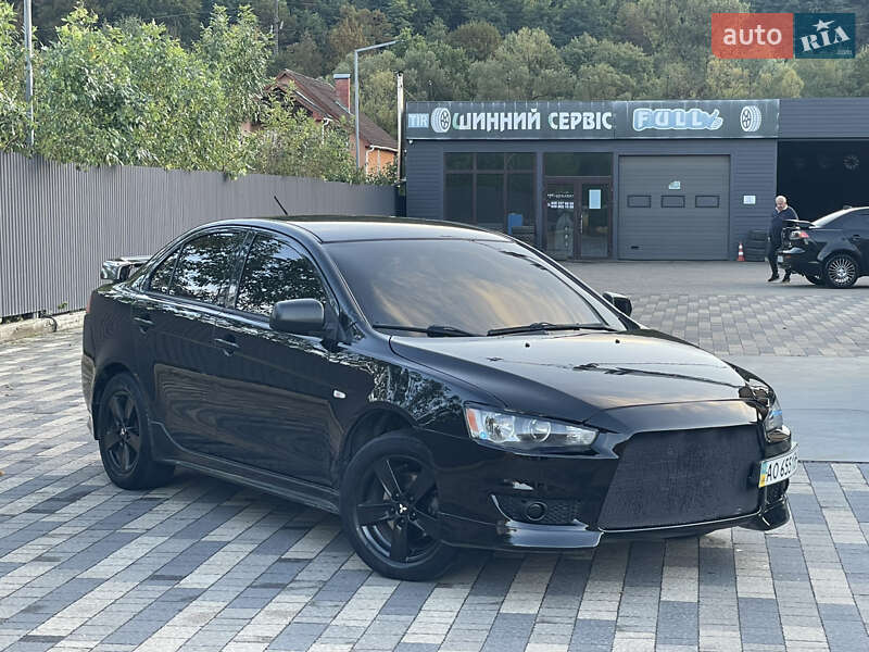 Седан Mitsubishi Lancer 2008 в Сваляве