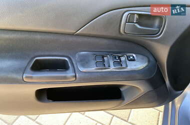 Седан Mitsubishi Lancer 2008 в Днепре