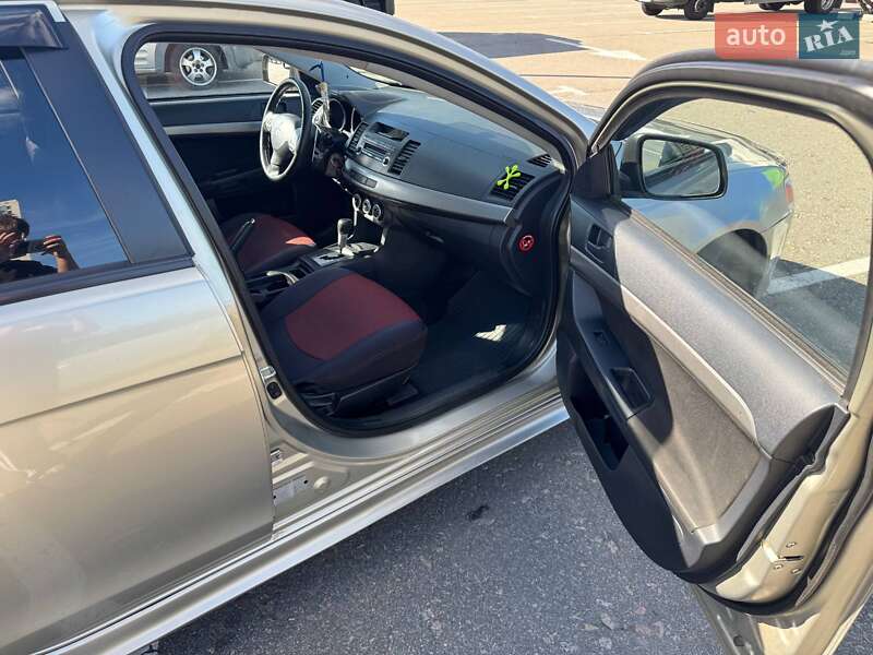 Седан Mitsubishi Lancer 2007 в Києві