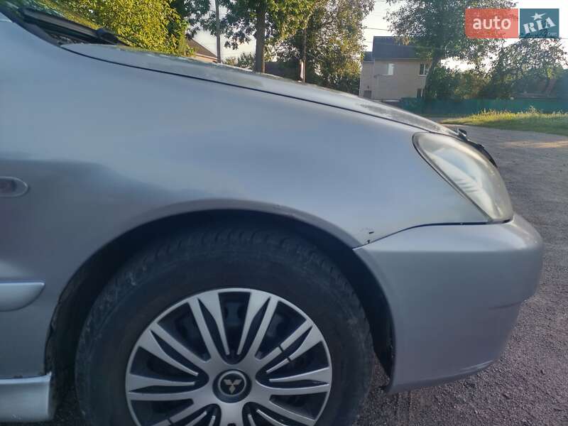 Седан Mitsubishi Lancer 2006 в Виннице