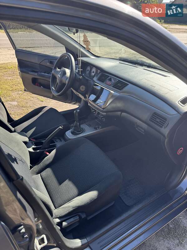 Седан Mitsubishi Lancer 2007 в Киеве