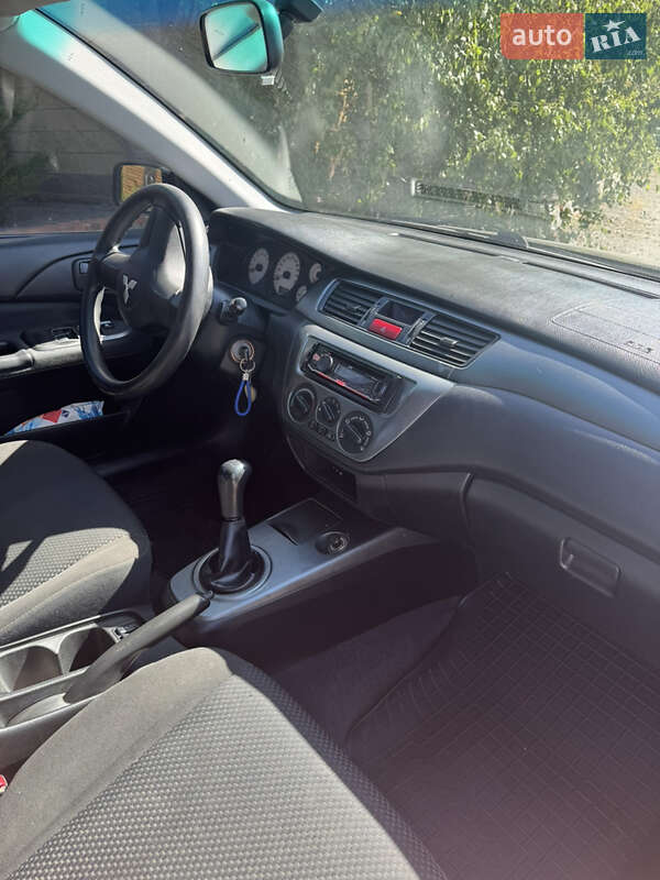 Седан Mitsubishi Lancer 2008 в Днепре
