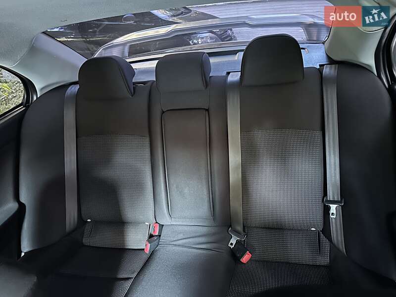 Седан Mitsubishi Lancer 2008 в Мукачево
