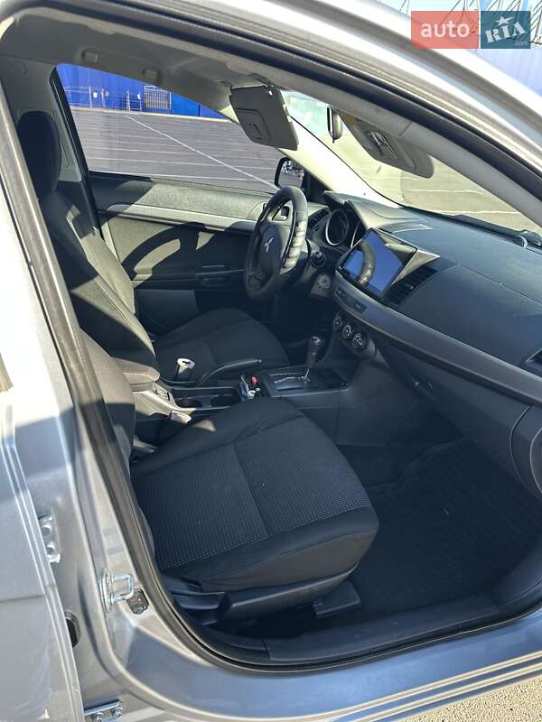 Седан Mitsubishi Lancer 2008 в Мукачево