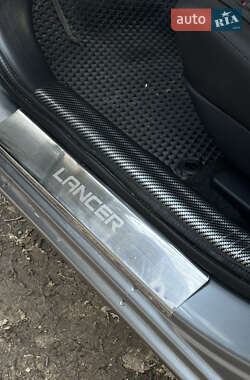 Седан Mitsubishi Lancer 2015 в 