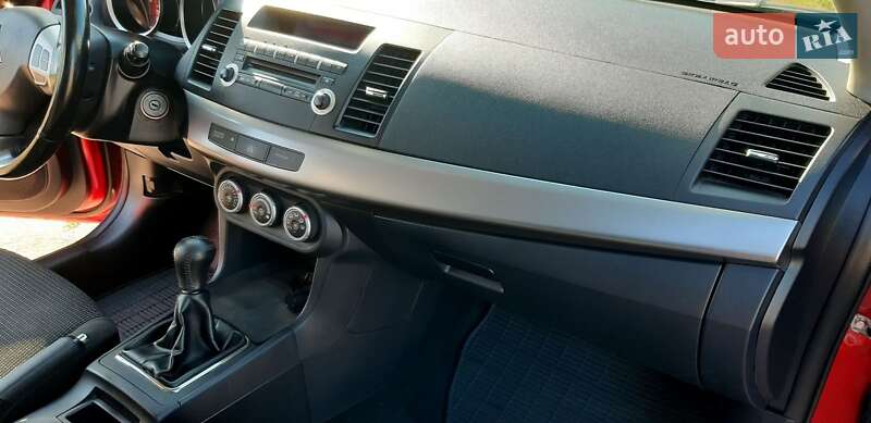 Седан Mitsubishi Lancer 2008 в Харькове