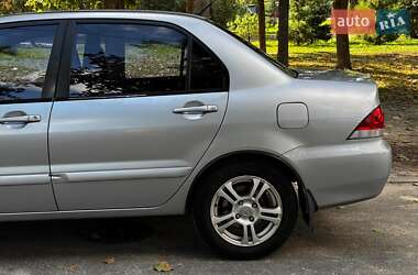 Седан Mitsubishi Lancer 2005 в 