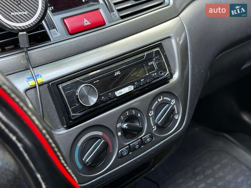 Седан Mitsubishi Lancer 2005 в Киеве фото 20 Седан Mitsubishi Lancer 2005 в Киеве