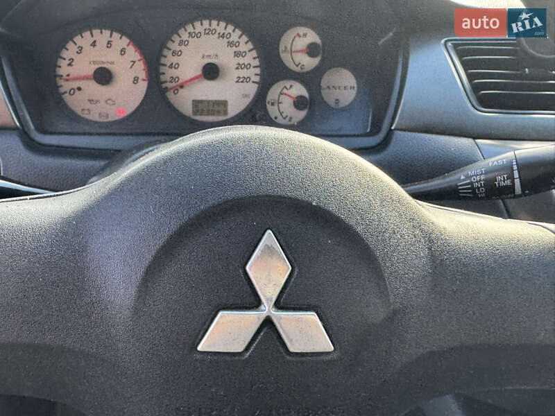 Седан Mitsubishi Lancer 2008 в Одессе