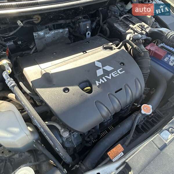 Седан Mitsubishi Lancer 2007 в Нетішині