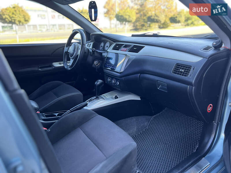 Седан Mitsubishi Lancer 2007 в Кривом Роге