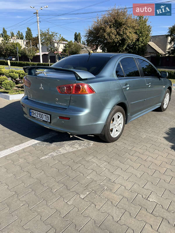 Седан Mitsubishi Lancer 2008 в Одессе