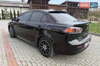 Седан Mitsubishi Lancer 2010 в Львове