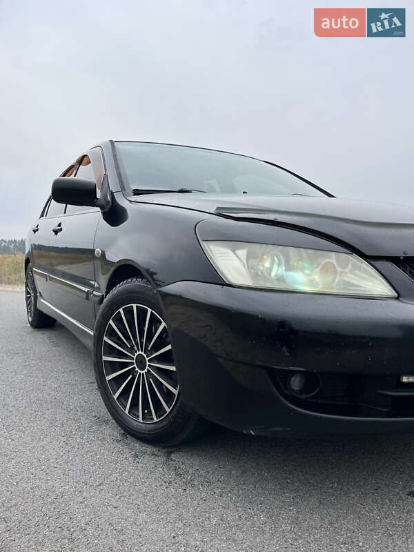 Седан Mitsubishi Lancer 2007 в Киеве фото 3 Седан Mitsubishi Lancer 2007 в Киеве