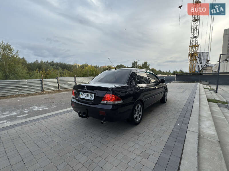 Седан Mitsubishi Lancer 2008 в Луцке