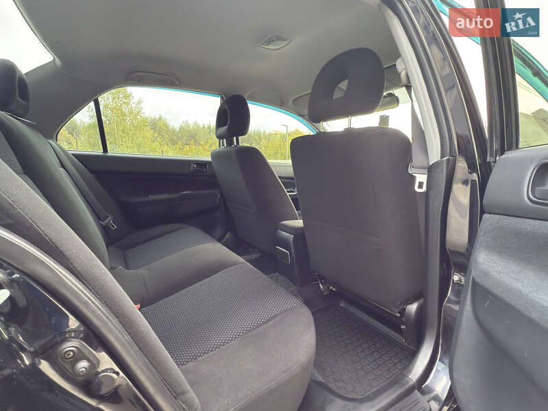 Седан Mitsubishi Lancer 2008 в Луцке
