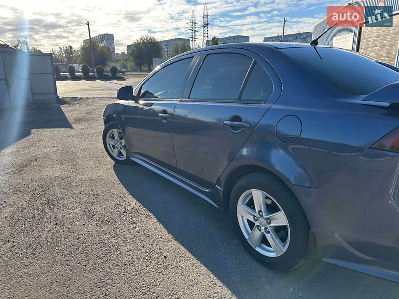 Седан Mitsubishi Lancer 2007 в Днепре