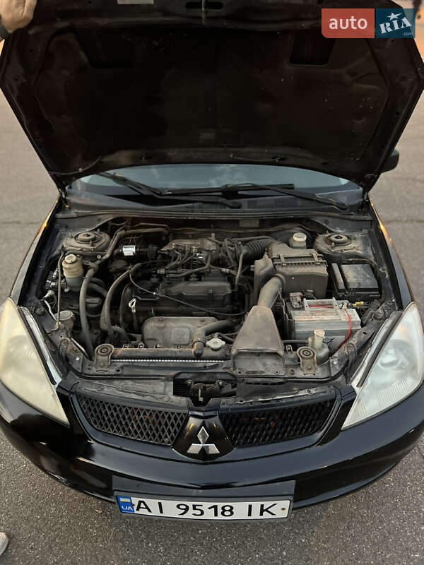 Седан Mitsubishi Lancer 2006 в Броварах