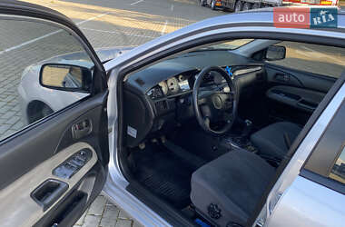 Седан Mitsubishi Lancer 2004 в 