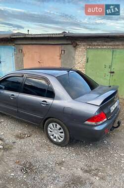 Седан Mitsubishi Lancer 2004 в 