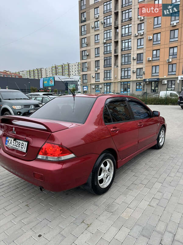 Седан Mitsubishi Lancer 2006 в Киеве