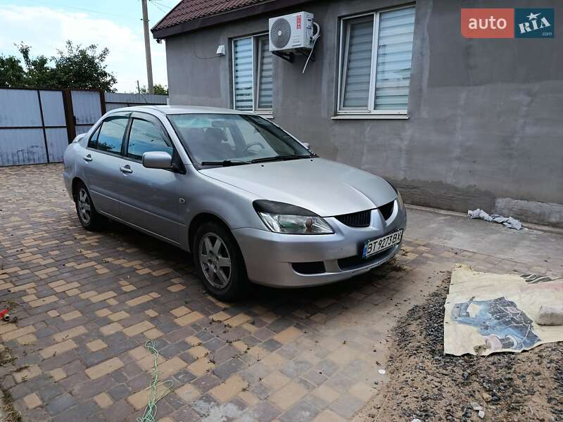 Mitsubishi Lancer 2004