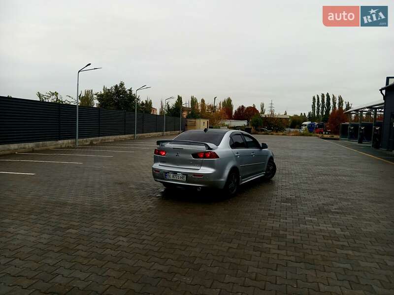 Седан Mitsubishi Lancer 2007 в Николаеве
