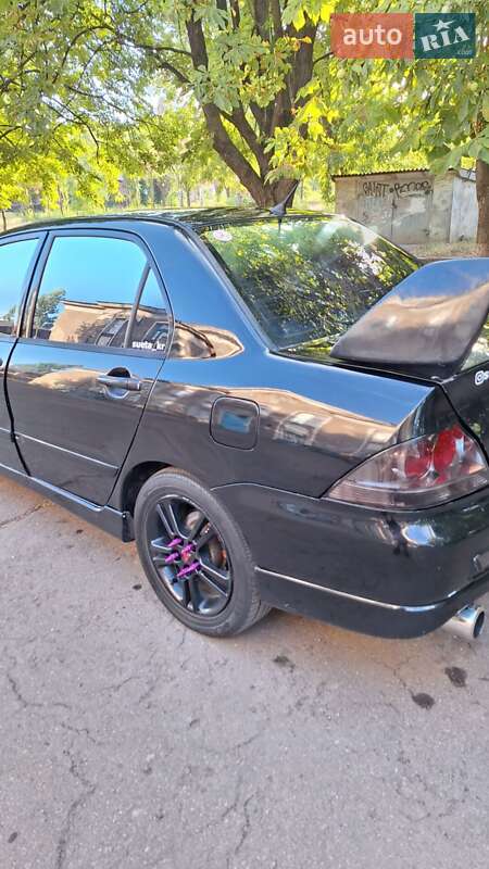 Седан Mitsubishi Lancer 2005 в Кривом Роге