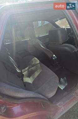 Лифтбек Mitsubishi Lancer 1990 в 