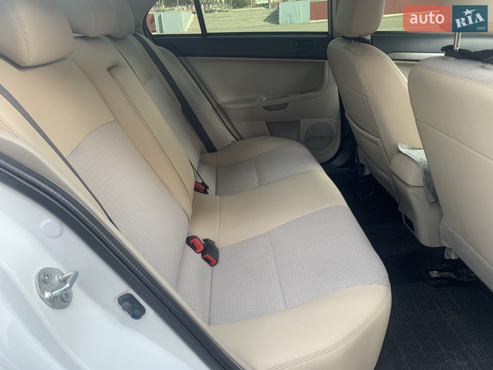 2014 Mitsubishi Lancer - мініатюра 9