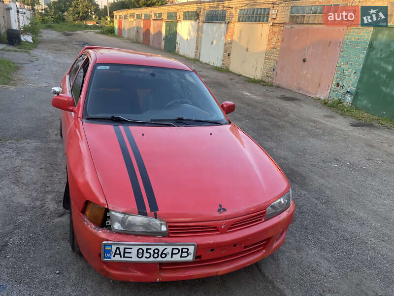 Mitsubishi Lancer 1996