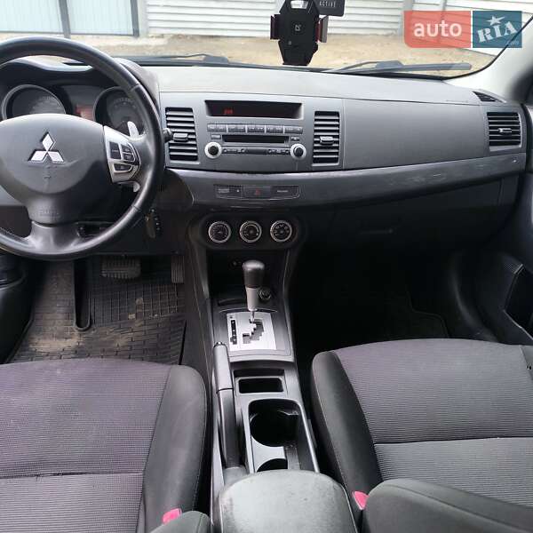 Хэтчбек Mitsubishi Lancer 2008 в Днепре